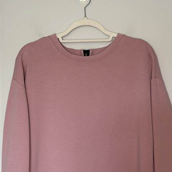 Gaiam Womens Sweatshirt Medium Pullover Full Zip Back Crew Neck Lavender Basic - Picture 2 of 7
